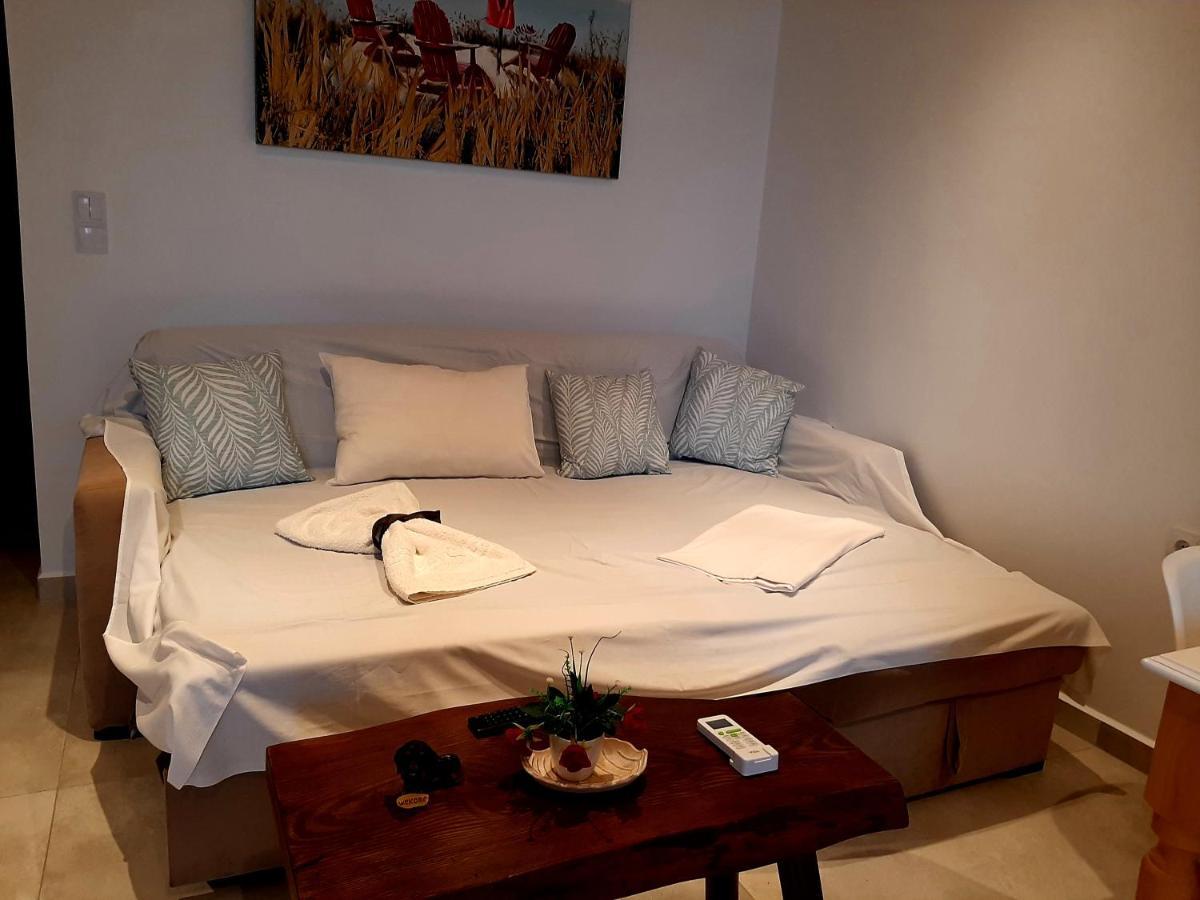 Blue View Villa Apartment #3 With Jacuzzi Parasporos Esterno foto